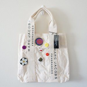 Marc Jacobs Fragrances Canvas Tote in Cream Ivory with 7 Pins *NWT* Hard to Find